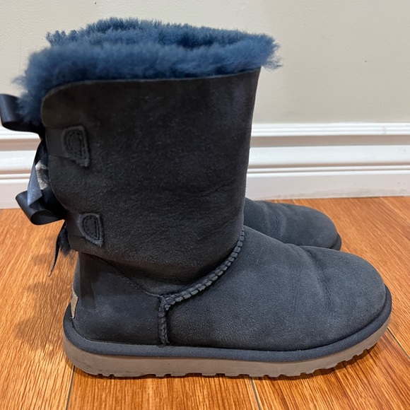 Womens uggs Bailey Bow - Picture 5 of 7